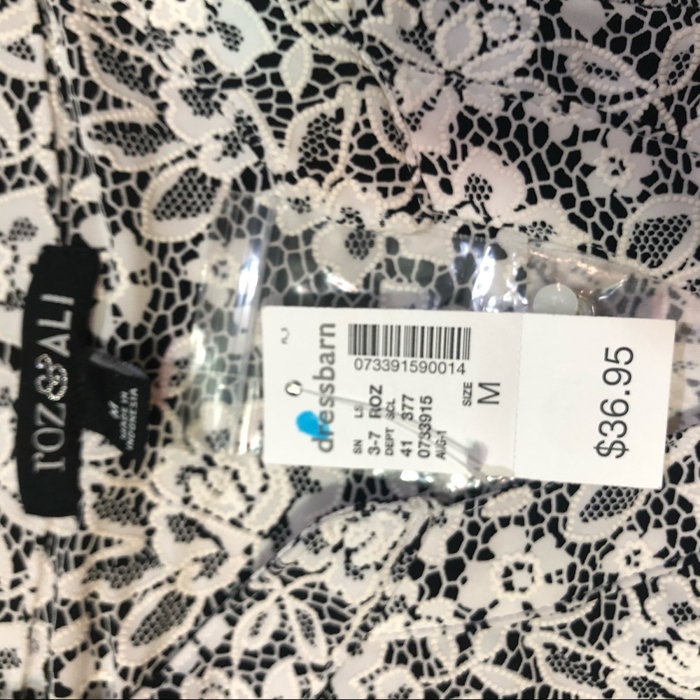 ROZ & ALI black/white stretch shirt button down with pearls, 3/4 sleeve, Sz M - Picture 3 of 5